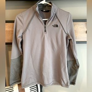 Women’s S North face quarter zip